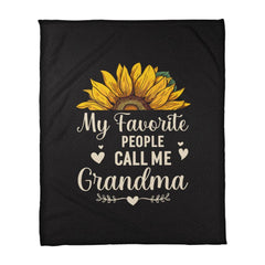 My Favorite People Call Me Grandma – Cozy Fleece Blanket | A Gift She’ll Love Every Day