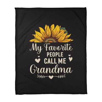 My Favorite People Call Me Grandma – Cozy Fleece Blanket | A Gift She’ll Love Every Day