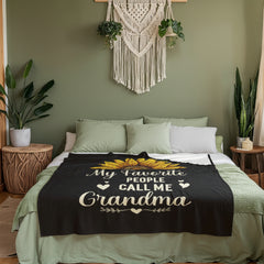 My Favorite People Call Me Grandma – Cozy Fleece Blanket | A Gift She’ll Love Every Day